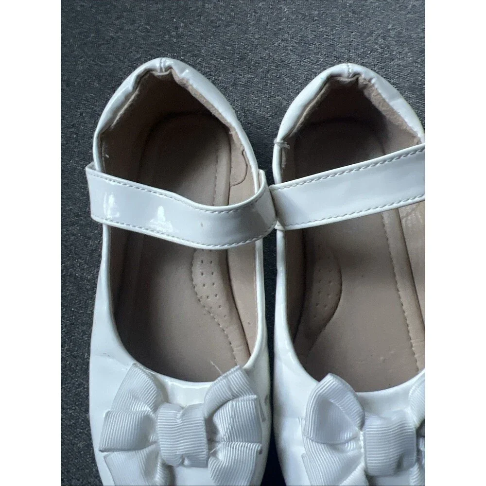 Unbranded Mary Jane Flats Kids Size‎ 12 White Patent Bow Dress Shoes